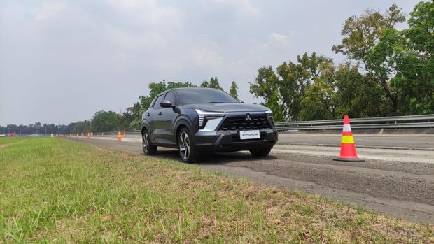 Mitsubishi XFORCE Memiliki 4 Mode Berkendara yang Tangguh