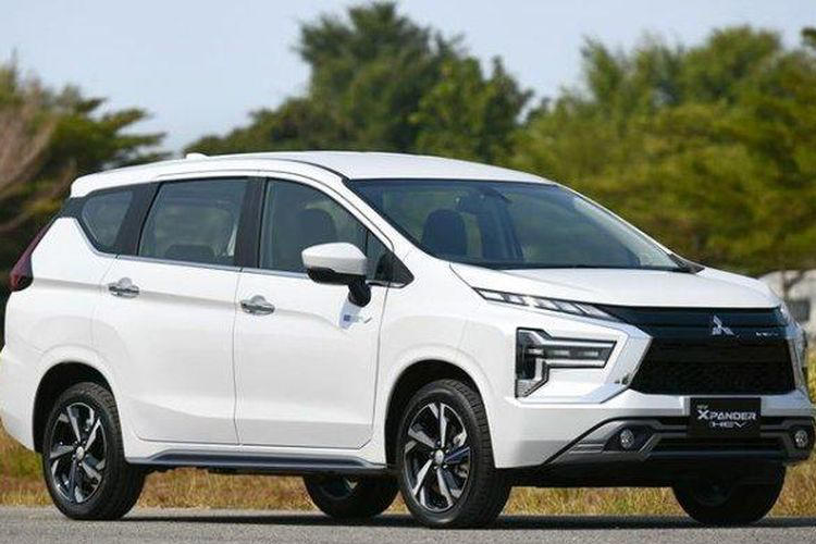 Mitsubishi Xpander Hybrid dan Triton Terbaru Berpotensi Tampil di GIIAS 2024
