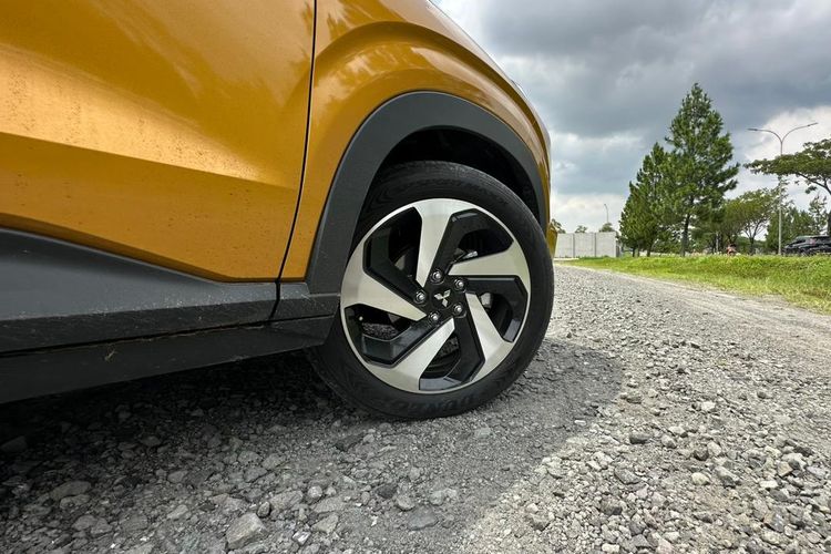 Uji Tuntas Mitsubishi XForce: Mengupas Desain Eksterior hingga Efisiensi Bahan Bakar