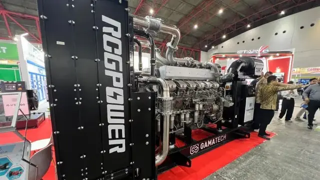 Kehebatan Mesin Diesel Raksasa Mitsubishi Mengguncang Kemayoran